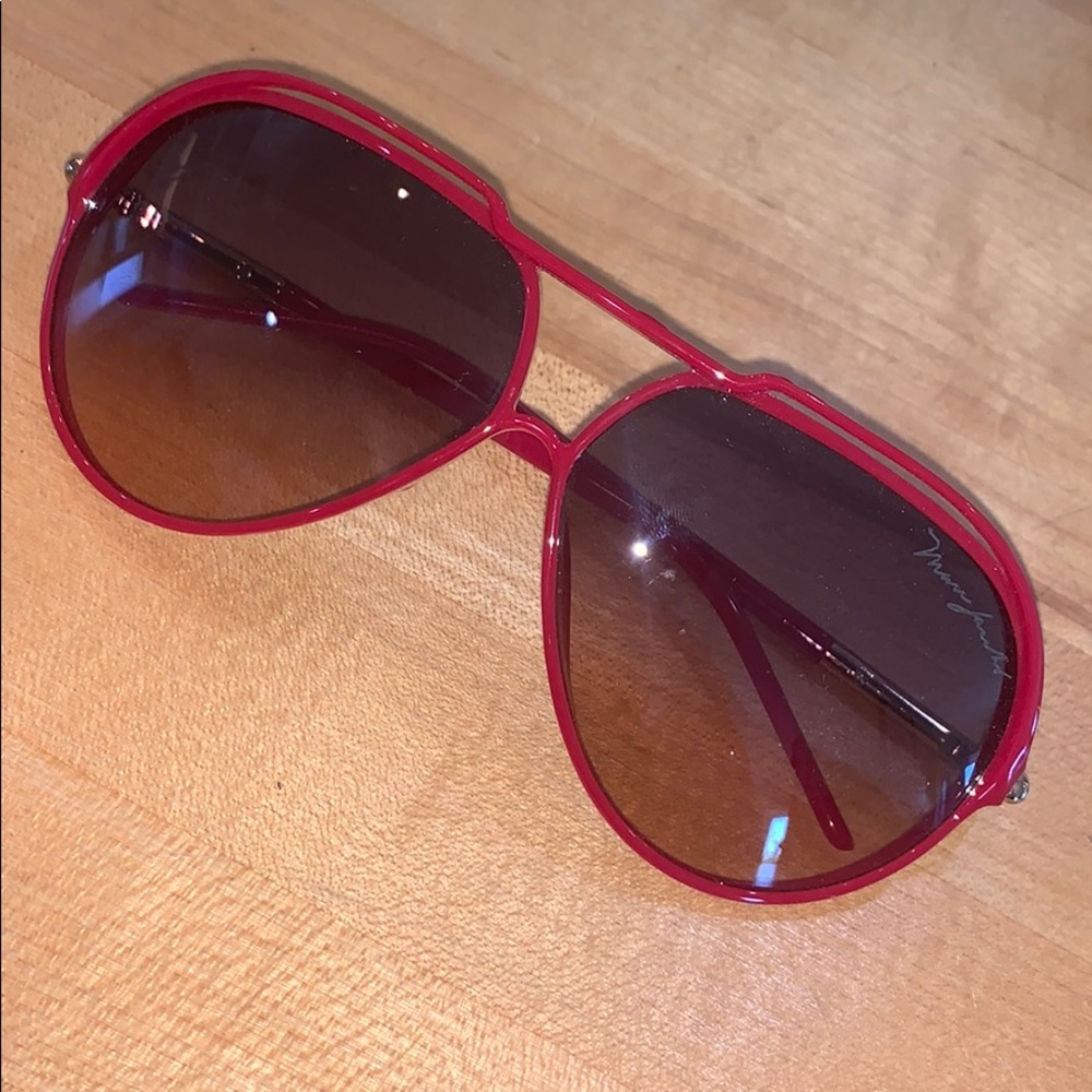 MARC JACOBS RED FRAME SUNGLASSES